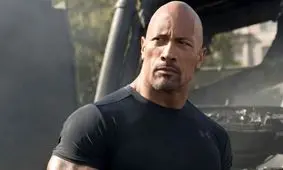 اجاره یک مرد شبیه دواین «راک» جانسون برای تحویل بار با هزینه روزی ۷۵۰ دلار