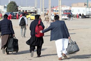 روزانه ۲ هزار افغانستانی از مرز دوغارون به کشور خود بازگردانده می‌شوند