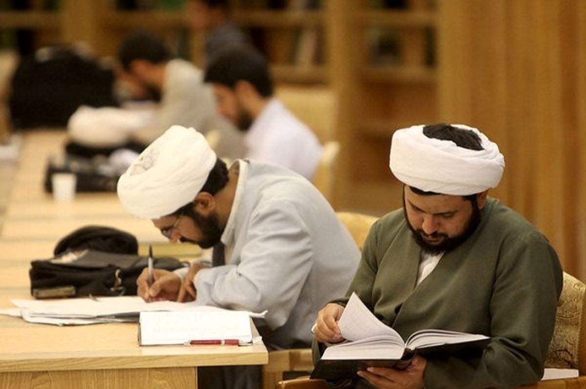 طلاب بسته ۳۰ گیگابایتی اینترنت رایگان میگیرند