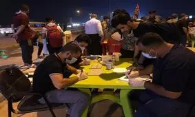 به صورت تصادفی از زائرین اربعین تست کرونا گرفته می‌شود