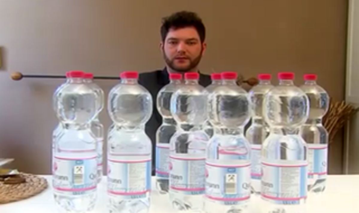عجیب ترین مردی که روزانه ۲۰ لیتر آب می‌نوشد