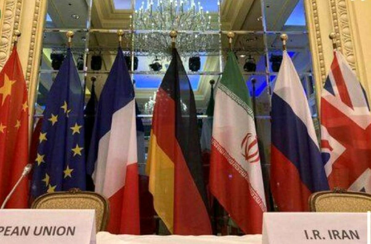در رابطه با مذاکرات وین فقط یک امضا مانده است/ رئیسی با امضای متن نهایی توافق میتواند قهرمان رفع تحریمها شود