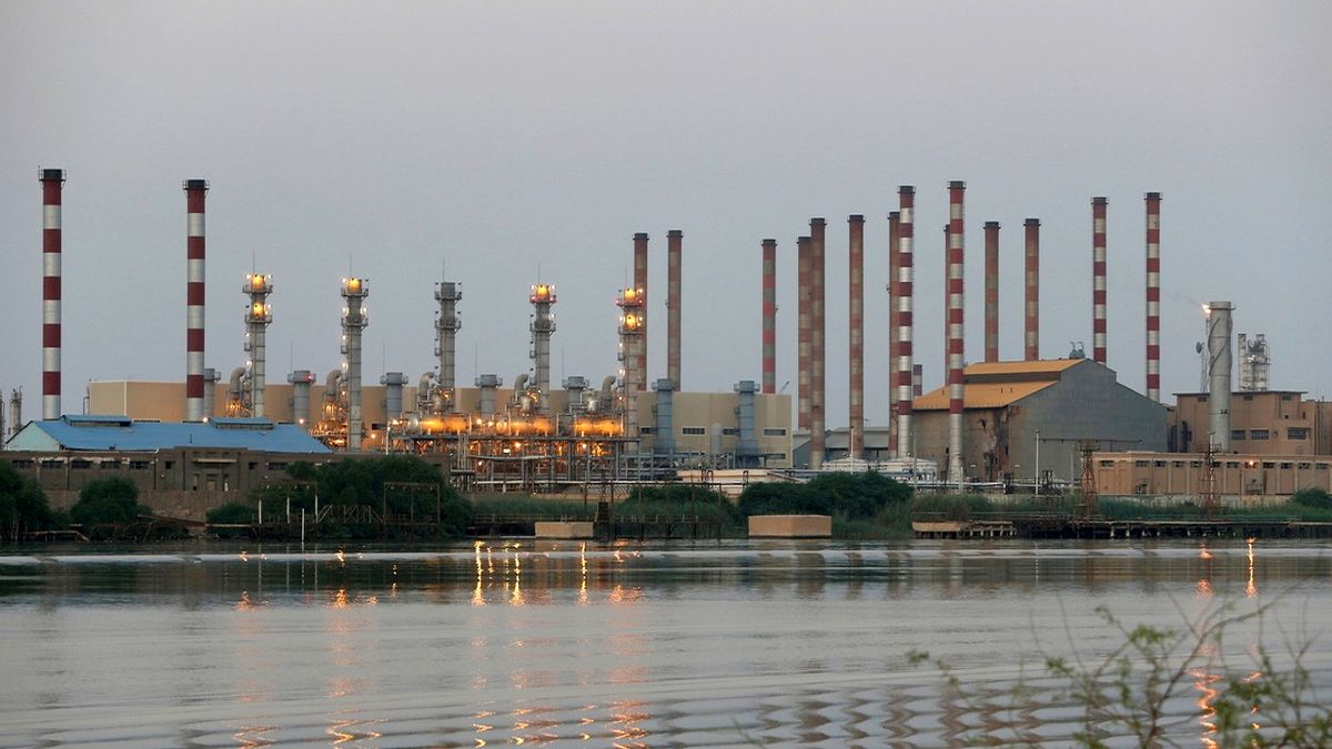 فشار آمریکا به چین برای کاهش واردات نفت از ایران