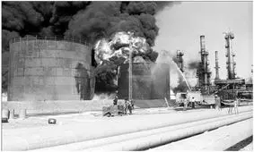 روز آتش‌نشانی و سالروز شهادت ۱۸ آتش‌ نشان آبادانی