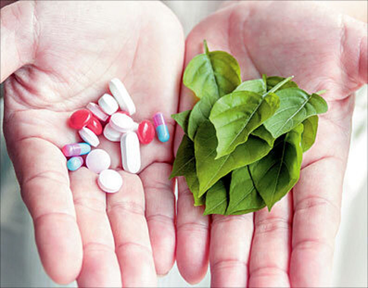 هیچ یک از توصیه های طب ایرانی نمیتواند جایگزین واکسیناسیون شود