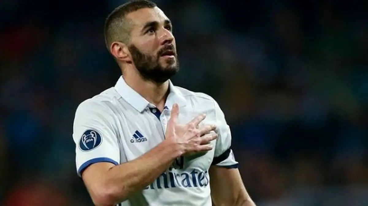 تصویری از مهاجم رئال مادرید در مناسک حج