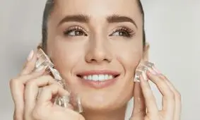 فواید استفاده از یخ برای پوست