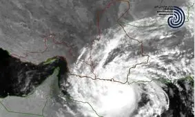 طوفان «شاهین» همچنان در دریای عمان فعال است