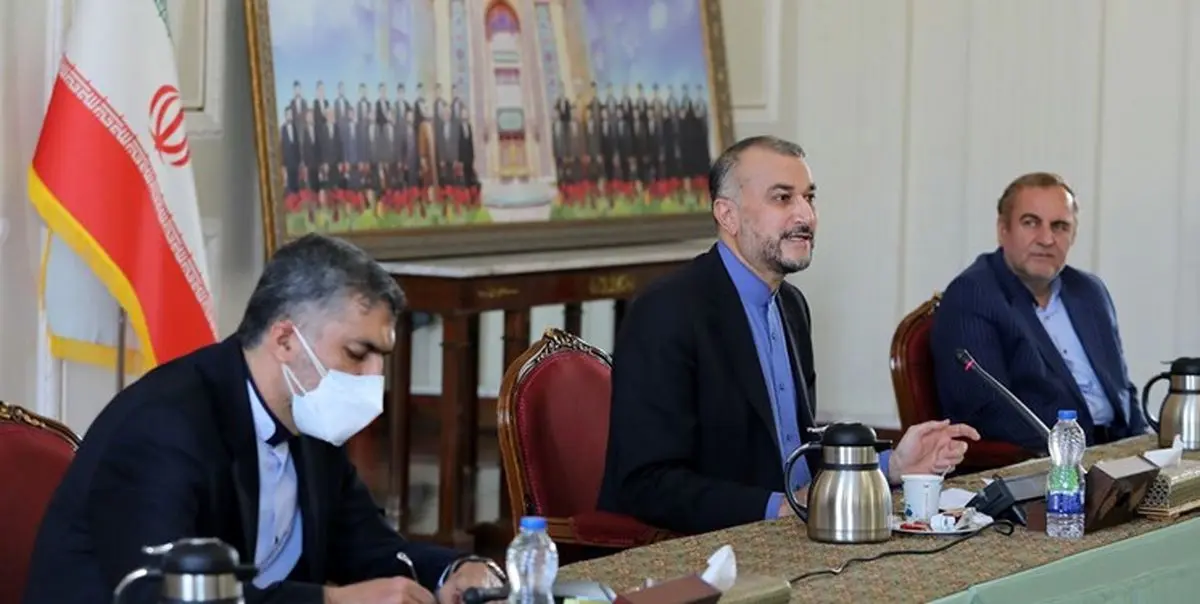 نشست اعضای شورای راهبردی و شورای فرماندهی مرکز مقاومت بسیج وزارت خارجه با امیرعبداللهیان