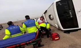 واژگونی اتوبوس در محور دامغان - شاهرود ۳۳ مصدوم برجای گذاشت