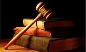 کانون وکلا نباید مدیریت آزمون وکالت را برعهده داشته باشد / تعارض منافع در مساله وکالت جدی است