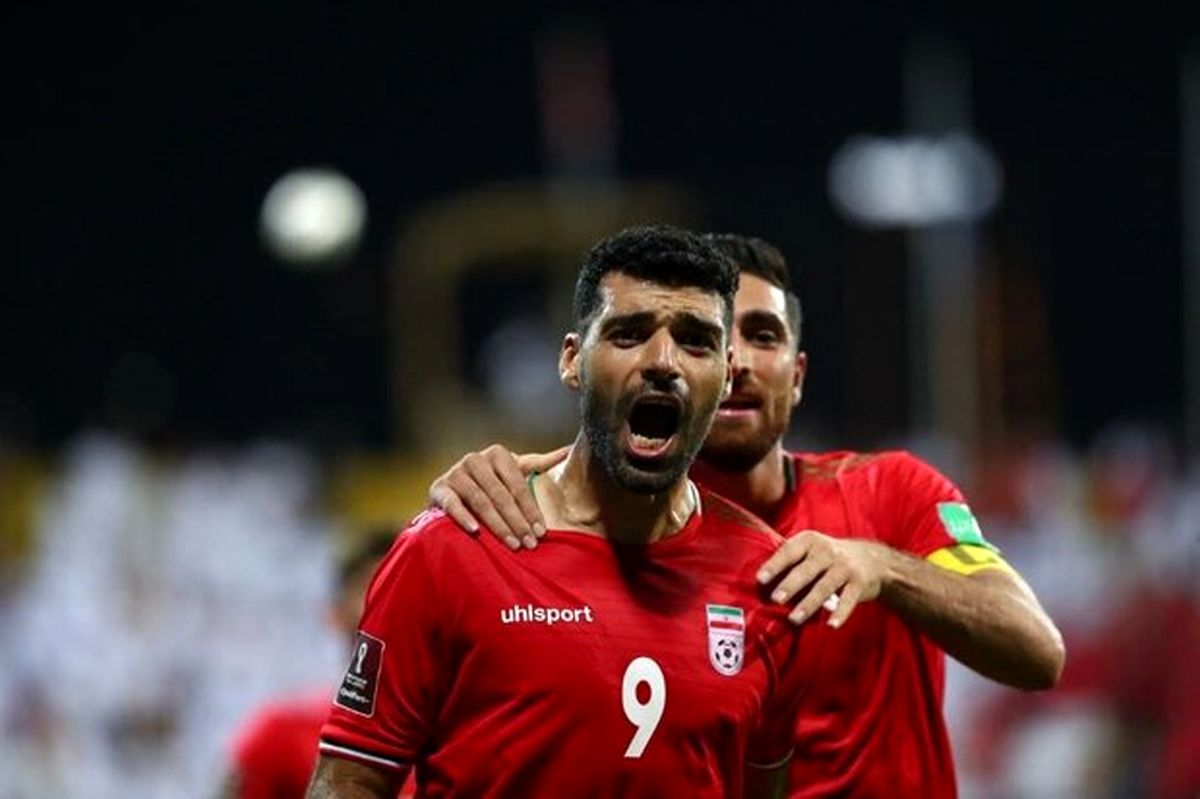 ایران، امارات را بُرد و صدرنشین شد