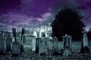 ۱۰ قبرستان عجیب در جهان که خون را در رگ های شما منجمد می کنند!