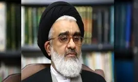 امام جمعه قم: پوشش برخی جوانان مناسب با شهر قم نیست/ برخی با کمال بی حیایی در این شهر سگ گردانی می‌کنند/ مردم قم این ناهنجاری‌ها را تحمل نخواهند کرد