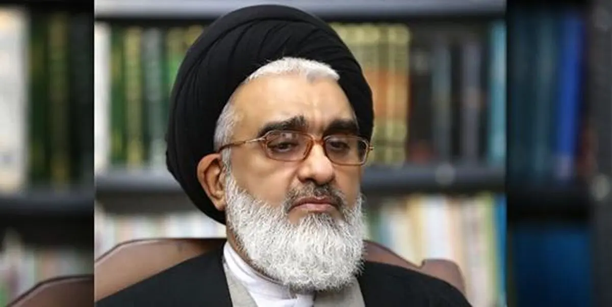 امام جمعه قم: پوشش برخی جوانان مناسب با شهر قم نیست/ برخی با کمال بی حیایی در این شهر سگ گردانی می‌کنند/ مردم قم این ناهنجاری‌ها را تحمل نخواهند کرد