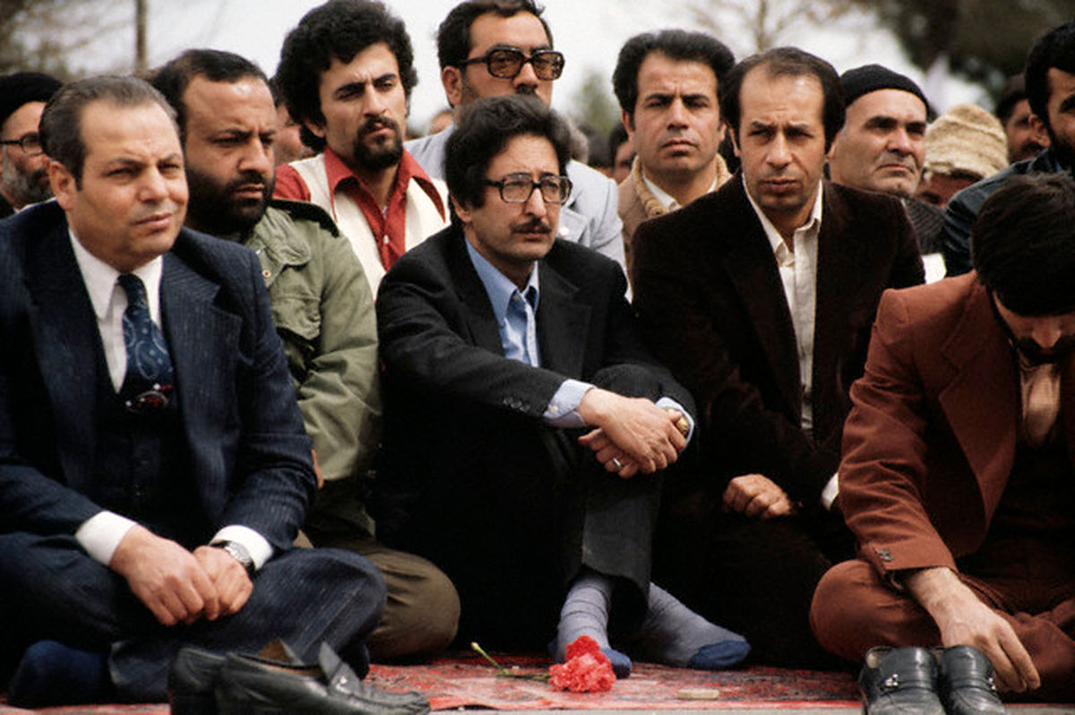 بنیصدر؛ از ظهور تا افول / چه شد که اولین منتخب پس از انقلاب، فراری شد؟