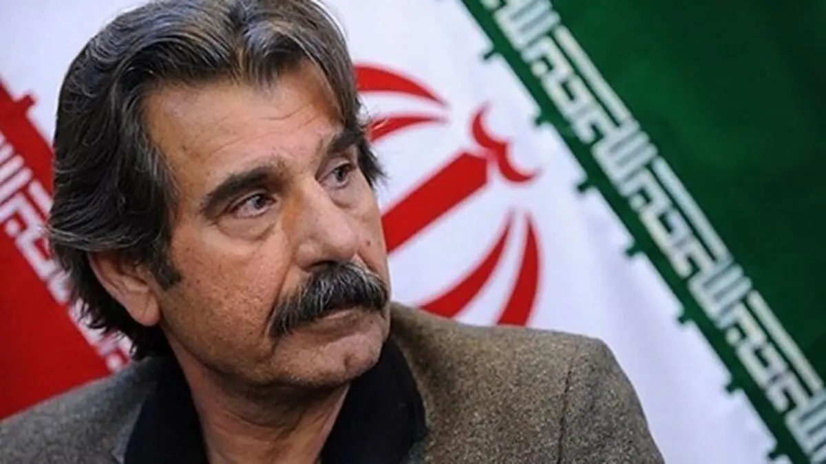 فرزند مهرآوران: نمی‌دانم مرگ پدرم به خاطر واکسن بوده یا نه
