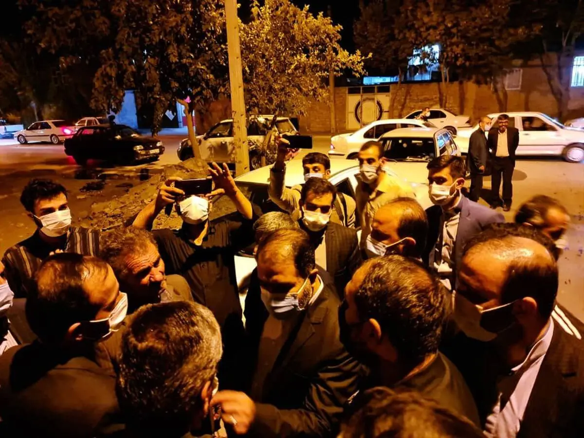 استاندار اصفهان اول کار خود را از میان محرومان آغاز کرد/ عکس