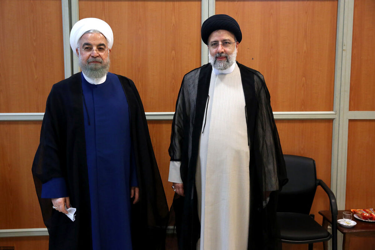 مقایسه سخنرانی اول روحانی و رئیسی در دانشگاه
