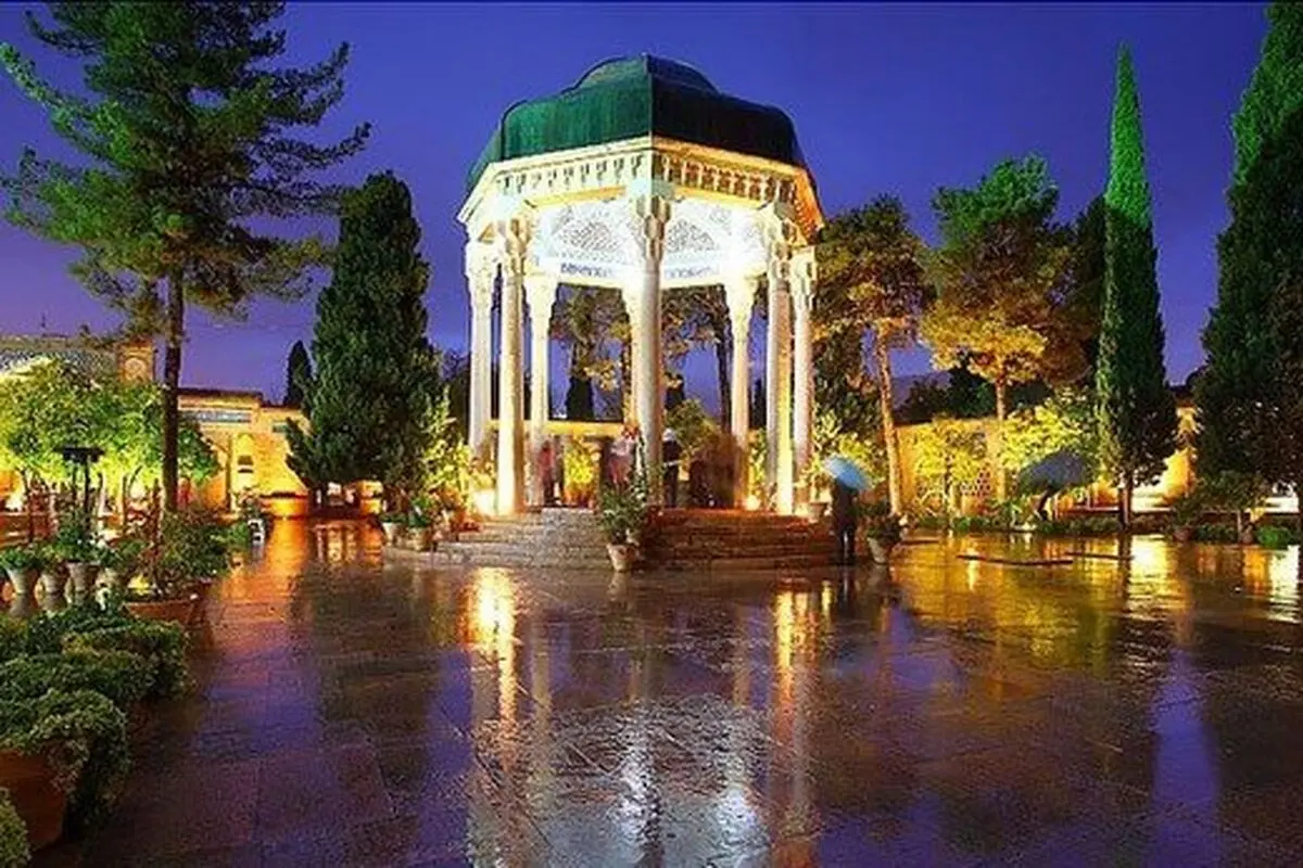 معرفی بهترین تصحیح دیوان حافظ شیرازی/ کدام تصحیح دیوان حافظ را بخریم؟/ بهترین تصحیح دیوان حافظ شیرازی کدام است؟
