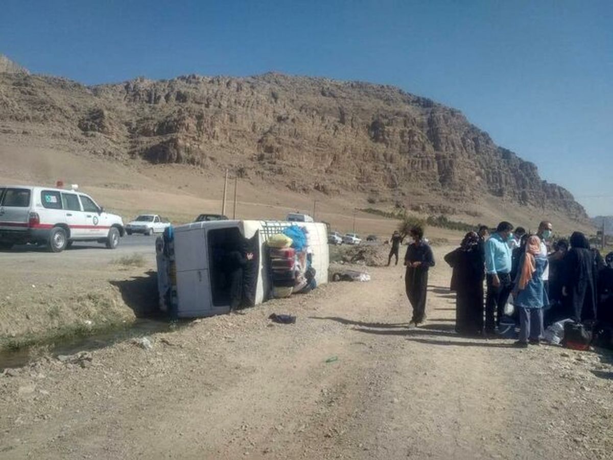 ١۶ مصدوم در حادثه سمند با مینی بوس