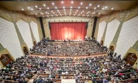 فردا تمام سالن‌های نمایش تعطیل است