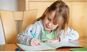 کند نویسی در کودکان/ چگونه سرعت نوشتن کودکان را افزایش دهیم؟