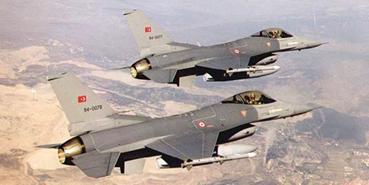 پرواز جنگنده‌های «اف-16 » نیروی هوایی ترکیه بر فراز حریم یونان