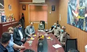 ما خود را عضوی از خانواده بزرگ فولاد اکسین می دانیم