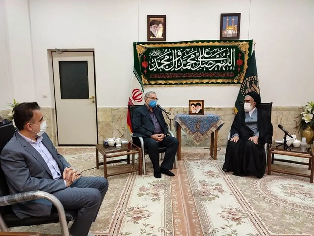 افراد هم‌جنس واکسن‌ها را تزریق کنند، اگر اضطرار هم شد فیلم‌ برداری و پخش نشود