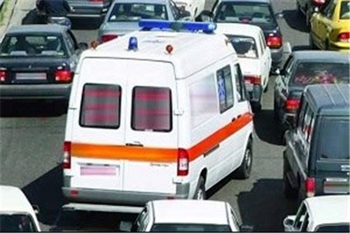 انتقاد پلیس از تردد اتوبوس ها و آمبولانس های آلاینده فاقد پلاک