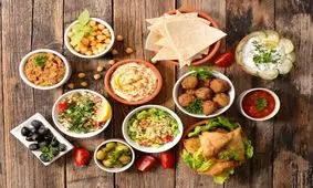 تعداد وعده‌های غذایی کمتر، بیش از میزان کالری لاغر می‌کند