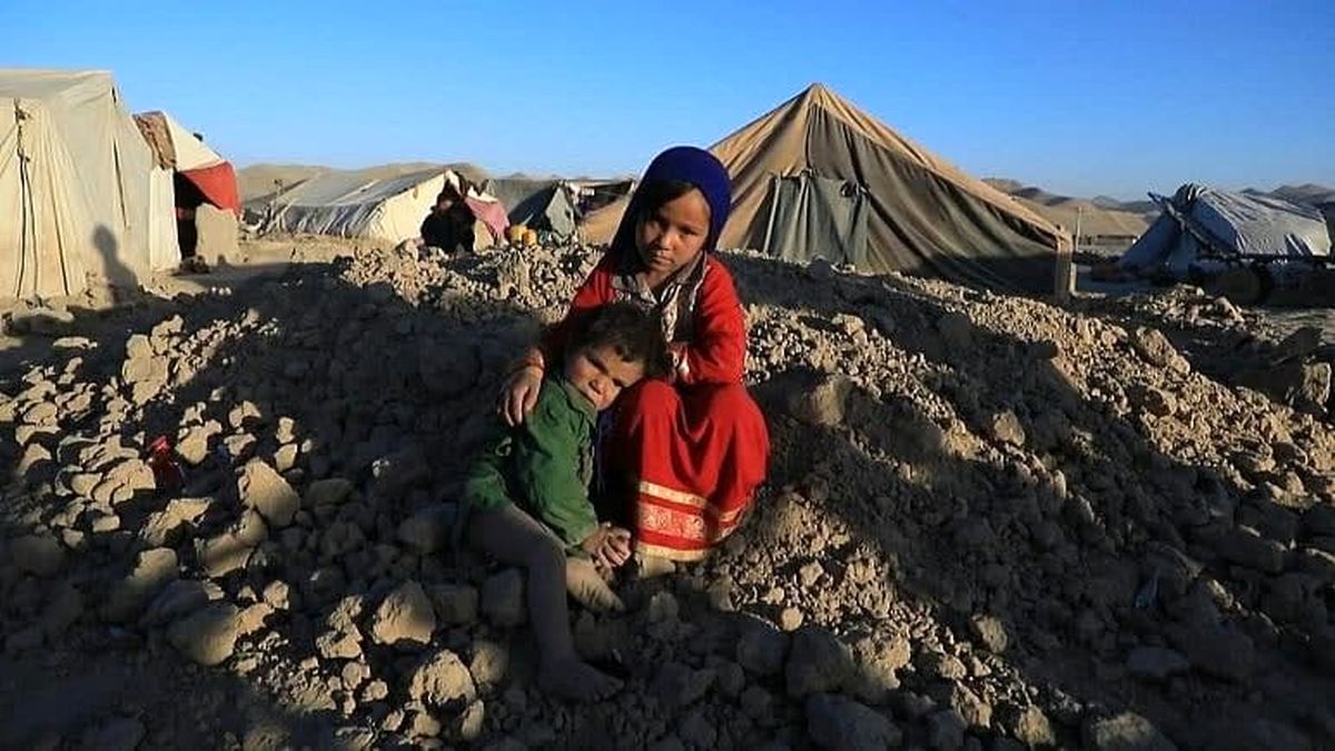 دخترفروشی برای نجات از گرسنگی در افغانستان؛ خانوادهها: «چارهای نداریم»