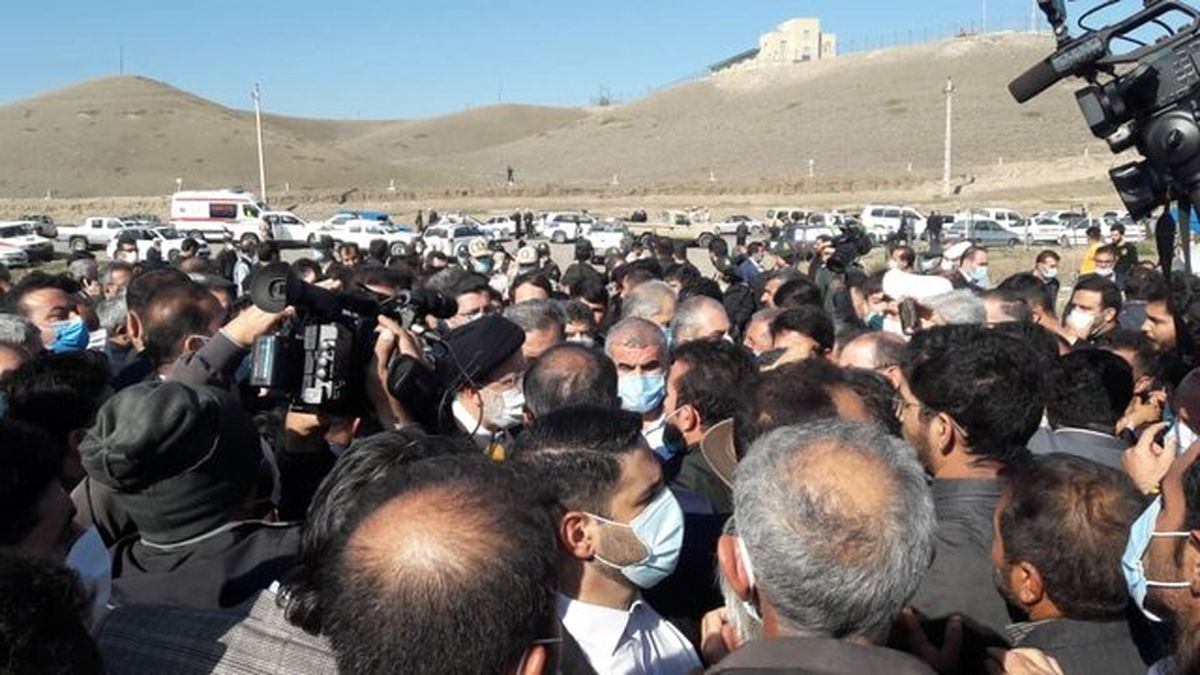 رئیسی در جمع عشایر دشت مغان حضور یافت