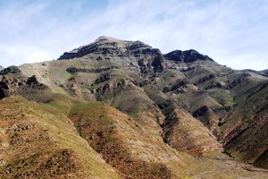 ناپدید شدن ۸ کوهنورد تهرانی در ارتفاعات ریزان افجه لواسان/ آنها نجات یافتند