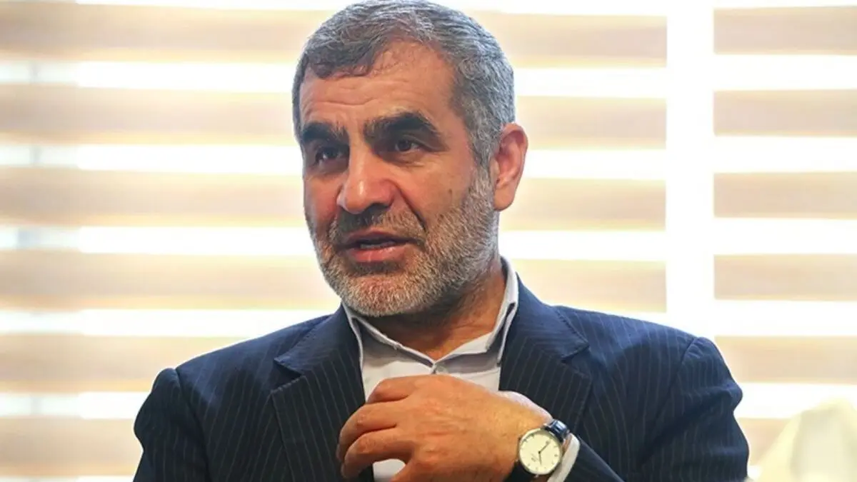 نیکزاد: به بودن و نبودنم در دولت فکر نکنید