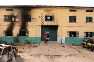 تروریست‌ها ۸۰۰ زندانی را در نیجریه فراری دادند