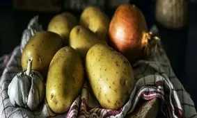 سیب‌ زمینی و پیاز را کنار هم نگه ندارید