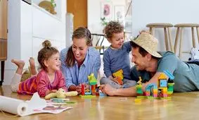 چند فایده همبازی شدن پدر و مادرها با کودکان