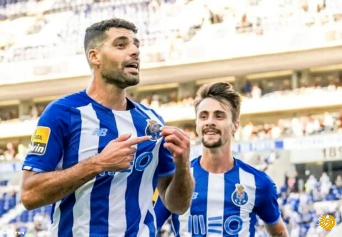 طارمی روی تخت پادشاهی/ عکس