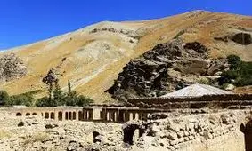 کاخ ۱۴۰ ساله متروکه در البرز/ ویدئو