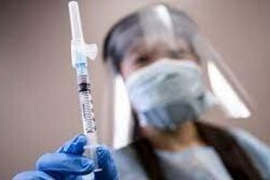 توصیه به تزریق دوز چهارم واکسن کرونا به افراد دارای نقص ایمنی