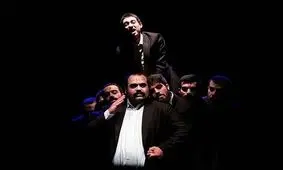 اجرای «تن‌ها» در تالار سایه تمدید شد