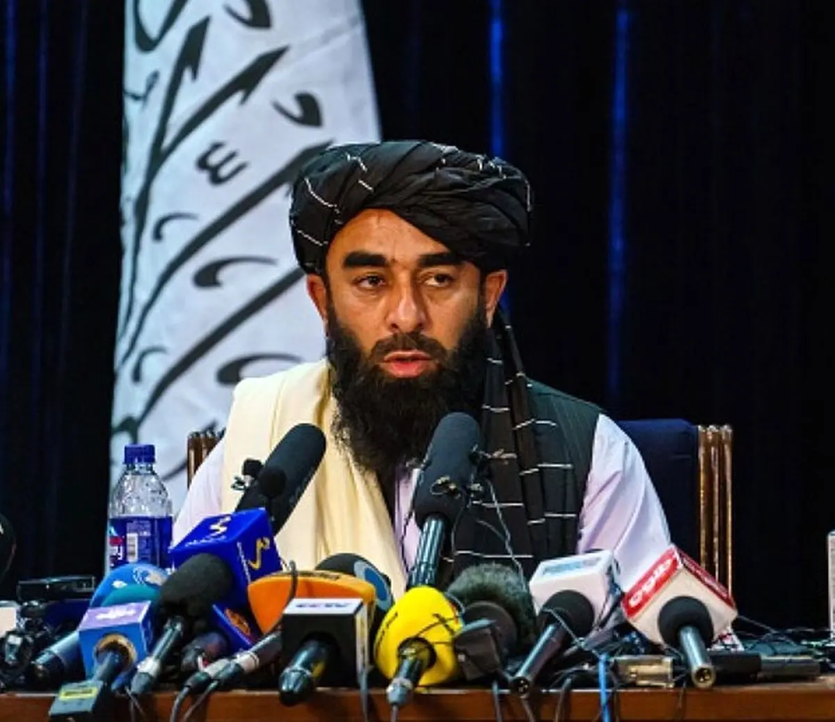 طالبان: به رسمیت شناخته نشدن ما دامن جهان را می‌گیرد