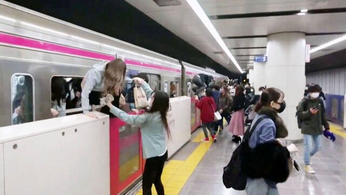 ۱۵ مصدوم در حادثه حمله با چاقو در مترو توکیو
