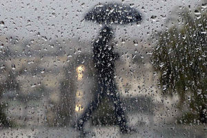 بارش باران در ۸ استان/ آلودگی هوا در کلان شهرها