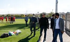 مالک تراکتور، مدیران استقلال و پرسپولیس را دور زد؟