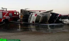 خسارت میلیاردی بر اثر واژگونی تریلی خودروبر