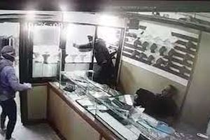 جنایت مسلحانه دزدان طلا فروشی در دلفان