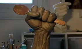 ساخت مجسمه «قاشق آزادی» به یاد فرار بزرگ فلسطینی‌ها/ عکس